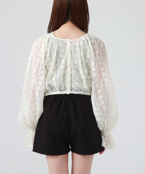 archives（アルシーヴ）の「ボリュームギャザーＶ開きブラウス（シャツ/ブラウス・レディース・アイボリー/ブラック/ブルー・MEDIUM）」の12枚目の写真