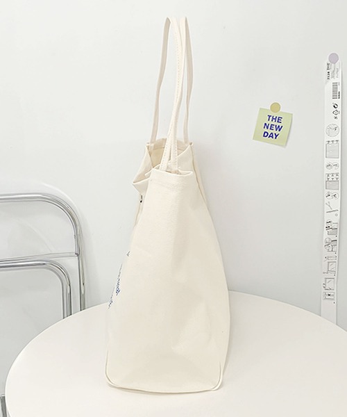 florist（フローリスト）の「【大容量】ビビッドカラー×キャンバスカジュアルトートバッグ（トートバッグ・レディース・グリーン/オレンジ/オフホワイト/ベージュ/ピンク・FREE）」の6枚目の写真