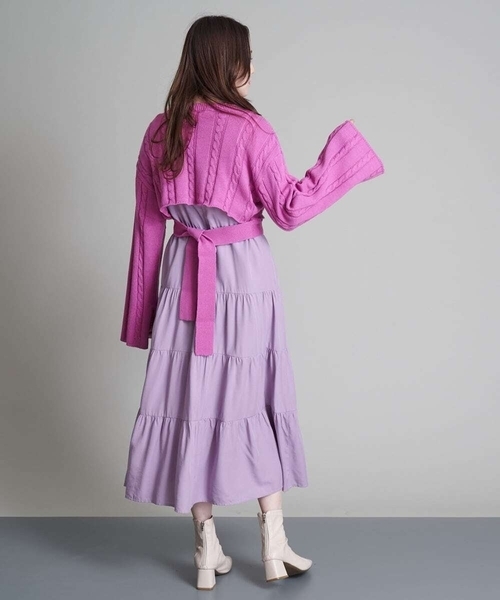 A de a.v.v（アードアー・ヴェ・ヴェ）の「2WAYスリーブスリットニット（ニット/セーター・レディース・ピンク/グリーン/ブラック・38/36）」の4枚目の写真