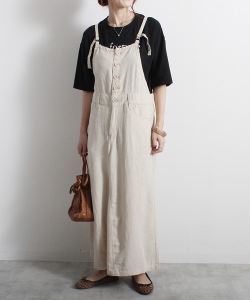Fizz（フィズ）の「【Fizz/フィズ】　リネンレーヨンマキシ丈サロペットスカート（サロペット/オーバーオール・レディース・ベージュ/ネイビー/ブラウン・M）」の3枚目の写真