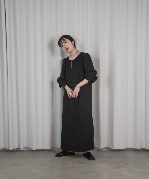 lawgy（ラウジー）の「back open gather op（ワンピース・レディース・ホワイト/ブラック・FREE）」の4枚目の写真
