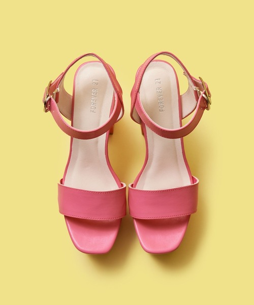 FOREVER 21（フォーエバー トゥエンティーワン）の「厚底ヒールサンダル（サンダル・レディース・ホワイト/ピンク系その他/ブラック・SMALL/MEDIUM/LARGE）」の6枚目の写真