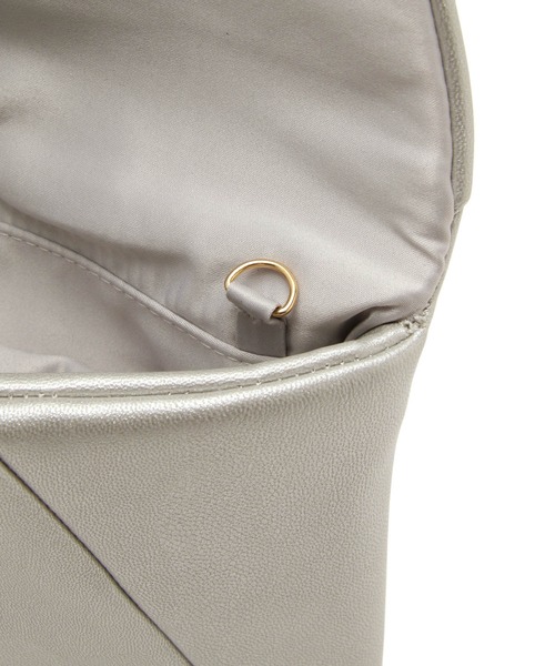 ROPE' PICNIC（ロペピクニック）の「チェーンショルダー付スクエアクラッチバッグ（ショルダーバッグ・レディース・シルバー/ブラック・FREE）」の9枚目の写真