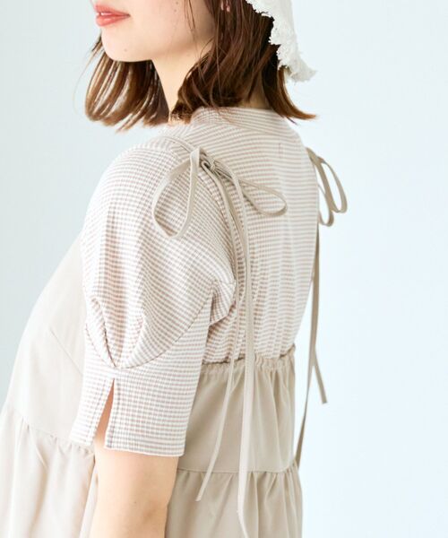 MAJESTIC LEGON（マジェスティックレゴン）の「【WEB限定カラーあり】タックスリーブトップス（Tシャツ/カットソー・レディース・アイボリー/ブラック/ブラック系その他/グリーン/オレンジ/ベージュ系その他2/グレイッシュベージュ・MEDIUM）」の16枚目の写真