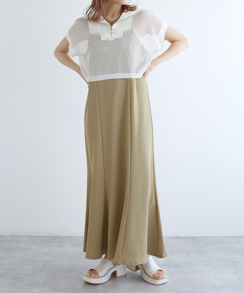 w closet(ダブルクローゼット)の「【SETアイテム】ハーフジップメッシュニット&キャミワンピース(ワンピース・レディース・オフホワイト/カーキ/ブラック・FREE)」の7枚目の写真