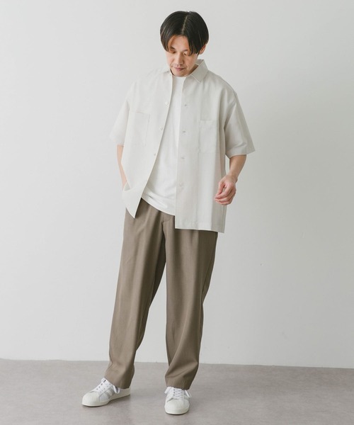 URBAN RESEARCH DOORS（アーバンリサーチドアーズ）の「『吸水速乾』セオアルファダブルポケットショートスリーブシャツ（シャツ/ブラウス・メンズ・オフホワイト/グレー/チャコールグレー/ブルー/ライトグレー/モカ/ブルー系その他・MEDIUM/X-LARGE/LARGE）」の8枚目の写真