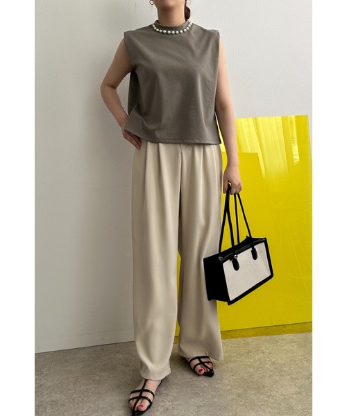 palm RICHE(ポームリシュ)の「パールポイントノースリーブトップス(Tシャツ/カットソー・レディース・カーキ/ブラック/オフホワイト・M)」の13枚目の写真