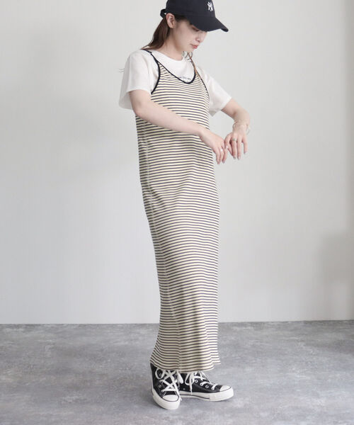 fredy emue（フレディエミュ）の「ボーダーロングキャミワンピース（ワンピース・レディース・ホワイト系その他/パープル系その他/ピンク系その他/グレー系その他・38）」の2枚目の写真