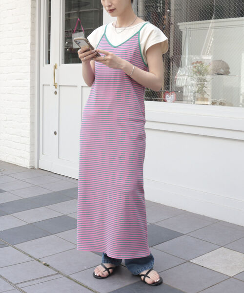 fredy emue（フレディエミュ）の「ボーダーロングキャミワンピース（ワンピース・レディース・ホワイト系その他/パープル系その他/ピンク系その他/グレー系その他・38）」の4枚目の写真