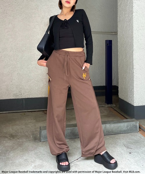 BACK TO THE FIELD(バック トゥー ザ フィールド)の「【MLB】カットリブロゴカーディガン(カーディガン/ボレロ・レディース・オレンジ/ホワイト/ブラック・FREE)」の18枚目の写真