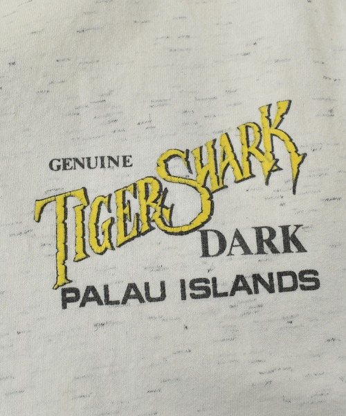 VINTAGE（ヴィンテージ）の「【ヴィンテージ古着】90's GENUINE TIGER SHARK プリントTシャツ USA製（Tシャツ/カットソー・メンズ・ホワイト・X-LARGE）」の5枚目の写真