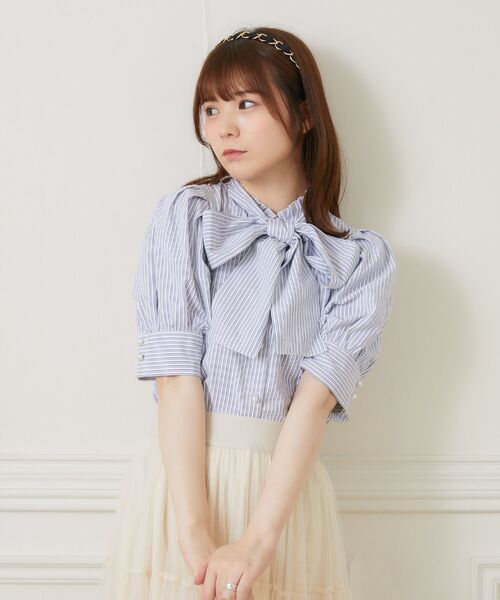 ems excite(エムズエキサイト)の「パール釦ボウタイBL(シャツ/ブラウス・レディース・ブルー/ブルー系その他/ホワイト・FREE)」の21枚目の写真