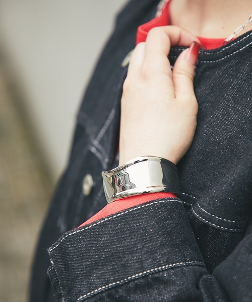 un dix cors(アンディコール)の「太バングル(バングル/リストバンド・レディース・ゴールド/シルバー・FREE)」の14枚目の写真