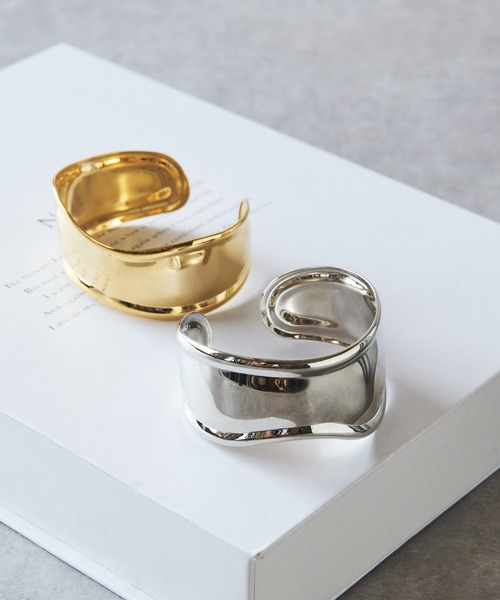 un dix cors(アンディコール)の「太バングル(バングル/リストバンド・レディース・ゴールド/シルバー・FREE)」の16枚目の写真