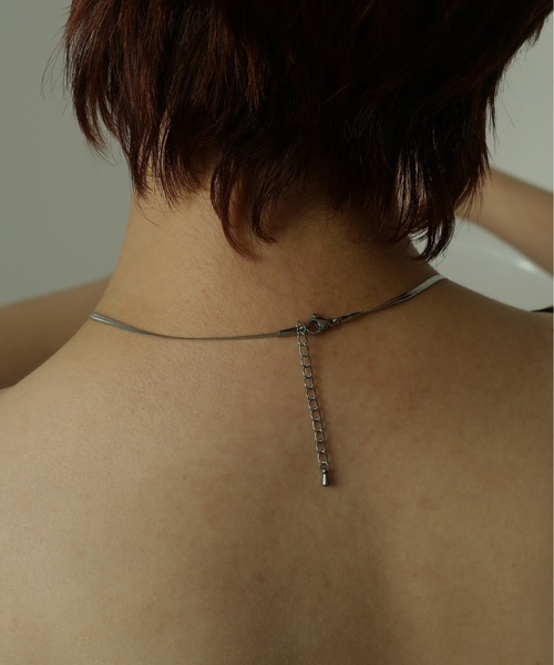 ORLEAN(オルレアン)の「金属アレルギー対応 シンプルスネークチェーンネックレス 2mm 316L(ネックレス・レディース・シルバー/ゴールド・フリー)」の6枚目の写真