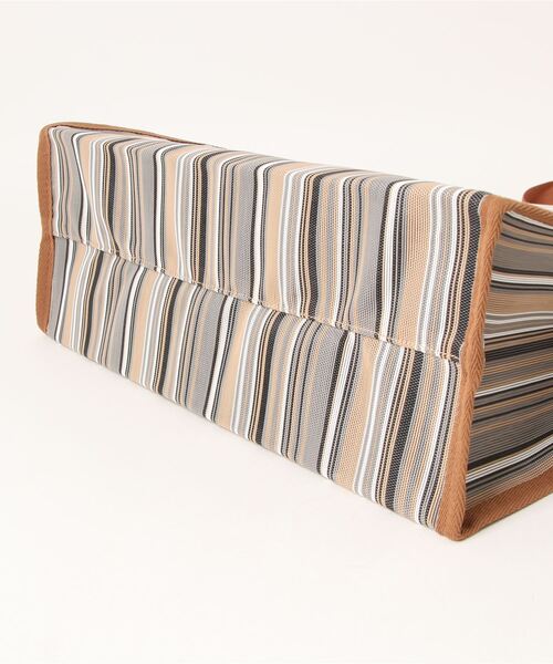 oblekt（オブレクト）の「マルチウェイ　メッシュトート（トートバッグ・レディース・ブラウン/ホワイト・FREE）」の20枚目の写真