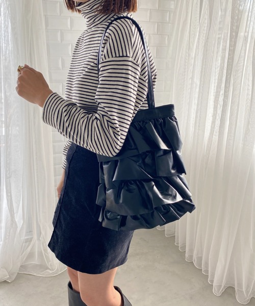 Loueme（ルエム）の「ティアードフリルトートバッグ（トートバッグ・レディース・アイボリー/パープル/ブラック/シルバー・FREE）」の14枚目の写真