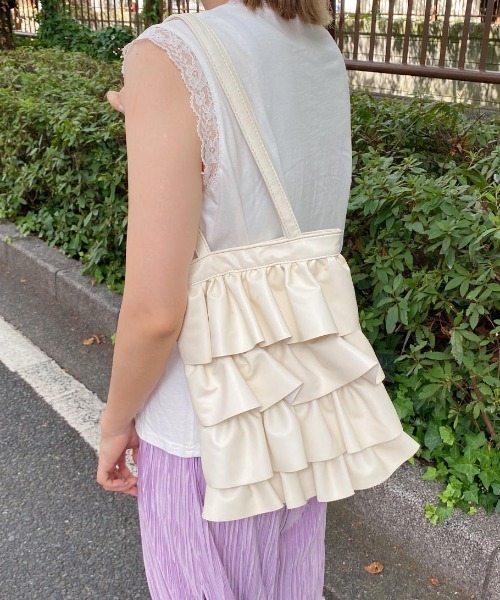 Loueme（ルエム）の「ティアードフリルトートバッグ（トートバッグ・レディース・アイボリー/パープル/ブラック/シルバー・FREE）」の19枚目の写真