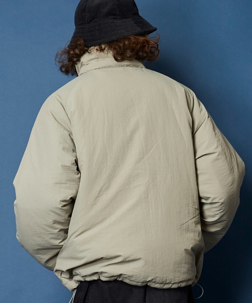 unrelaxing（アンリラクシング）の「ボリュームハイネック撥水ナイロンエコダウンジャケット（ダウンジャケット/コート・メンズ・ライトカーキ/ブラック/アイボリー/グレー/その他/スミクロ/ベージュ/ブルー系・FREE）」の14枚目の写真