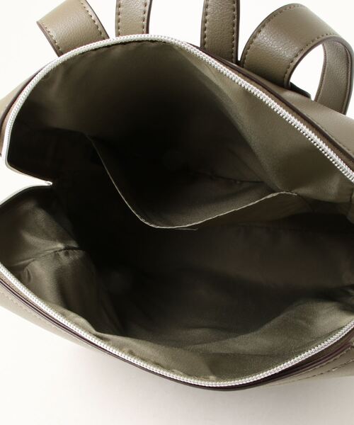 Legato Largo（レガートラルゴ）の「Legato Largo / かるいかばんＰＵ　リュック / LG-P0114Z（バックパック/リュック・レディース・ラベンダー/オリーブ/キャメル/ブラック/ベージュ系その他/ベージュ/アイボリー/ライトブルー/イエロー・ONESIZE）」の17枚目の写真