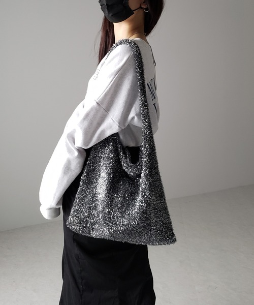 me+em select（ミームセレクト）の「※※【 ４color 】ラメシャギーニットトートバッグ（トートバッグ・レディース・ブラック/チャコールグレー/グレー/ブルー・FREE）」の7枚目の写真