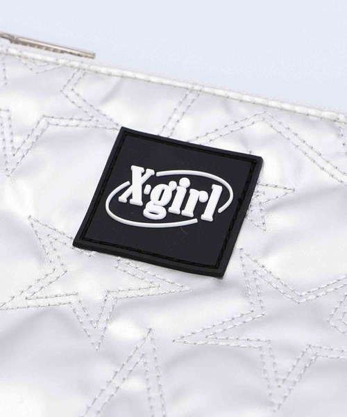 X-girl（エックスガール）の「QUILTED STAR POUCH（ポーチ・レディース・ブラック/シルバー・ONE SIZE）」の4枚目の写真
