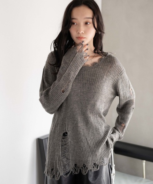 WEGO（ウィゴー）の「WEGO/ダメージニットプルオーバー（ニット/セーター・レディース・グレー/ブラック・FREE）」の2枚目の写真