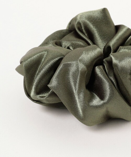 B:MING by BEAMS(ビーミングバイビームス)の「B:MING by BEAMS / サテン シュシュ(シュシュ・レディース・ブラウン系その他4/ブラック/オリーブ・ONE SIZE)」の10枚目の写真