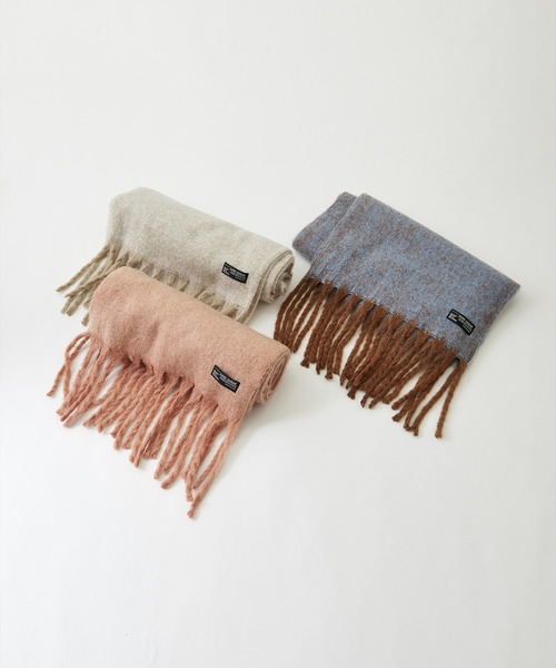 CUBE SUGAR（キューブシュガー）の「ボリュームフリンジマフラー（マフラー・レディース・ピンク/ネイビー/アイボリー・M）」の13枚目の写真