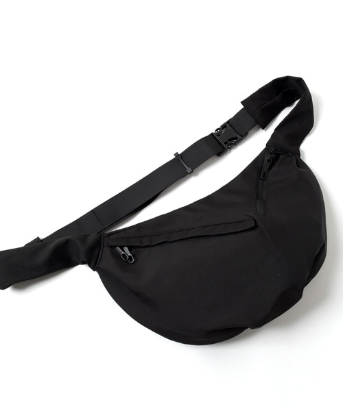 GLAZOS（グラソス）の「フロントジップショルダー（ショルダーバッグ・キッズ・ブラック・フリー）」の2枚目の写真