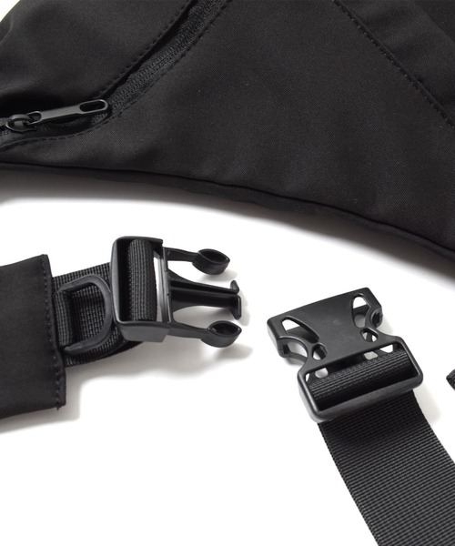 GLAZOS（グラソス）の「フロントジップショルダー（ショルダーバッグ・キッズ・ブラック・フリー）」の5枚目の写真