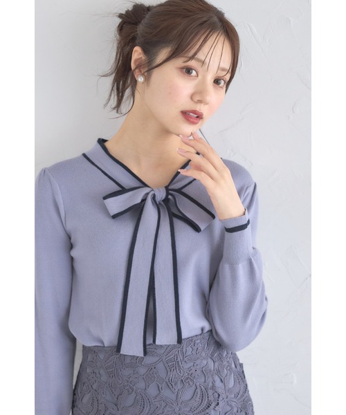 tocco closet（トッコ　クローゼット）の「【ZOZO限定】配色ライン入りボウタイりぼんニットプルオーバー（ニット/セーター・レディース・ブラック/ベージュ/オフホワイト/ブルー/ピンクベージュ/ネイビー・M）」の5枚目の写真