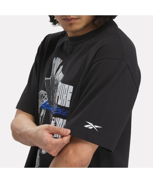 Reebok（リーボック）の「バスケットボール グラフィック Tシャツ / BB SHAQ GRAPHIC TEE（Tシャツ/カットソー・メンズ・ホワイト/ブラック・X-SMALL/SMALL/XX-LARGE/LARGE/MEDIUM/X-LARGE）」の7枚目の写真