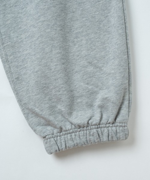 ＆RSON（アンダーソン）の「STANDARD LOGO SWEAT PANTS（スウェットパンツ・メンズ・グレー/ブルー・SMALL/MEDIUM/LARGE/X-LARGE）」の12枚目の写真