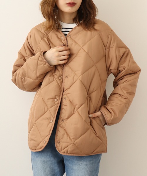 atONE(アットワン)の「atONE ふっくら着こなし防寒ダウン!軽量中綿ノーカラーダウンジャケット(ノーカラーコート・レディース・ベージュ/カーキ/アイボリー・L/LL/3L/4L/M)」の11枚目の写真