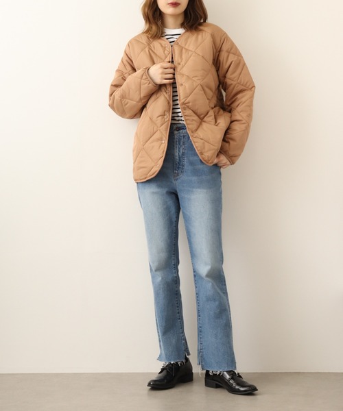 atONE(アットワン)の「atONE ふっくら着こなし防寒ダウン!軽量中綿ノーカラーダウンジャケット(ノーカラーコート・レディース・ベージュ/カーキ/アイボリー・L/LL/3L/4L/M)」の15枚目の写真