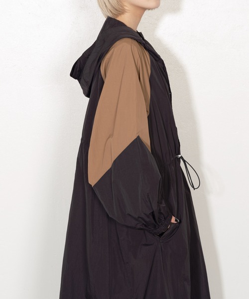 Lui's（ルイス）の「バイカラーモッズコート（モッズコート・レディース・ブラック/ライトベージュ・FREE）」の9枚目の写真