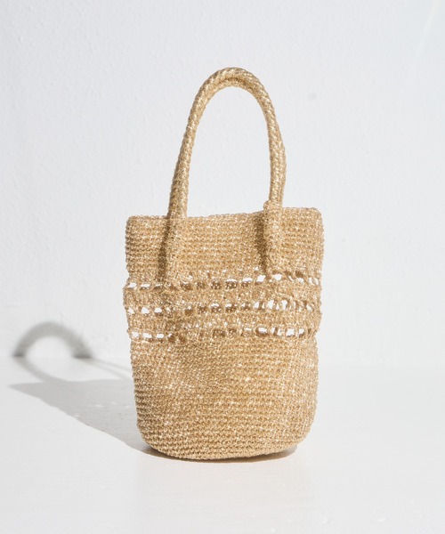 LAVEANGE(ラビアンジェ)の「ラメコードハンドバッグ(かごバッグ・レディース・ゴールド/シルバー・F)」の1枚目の写真