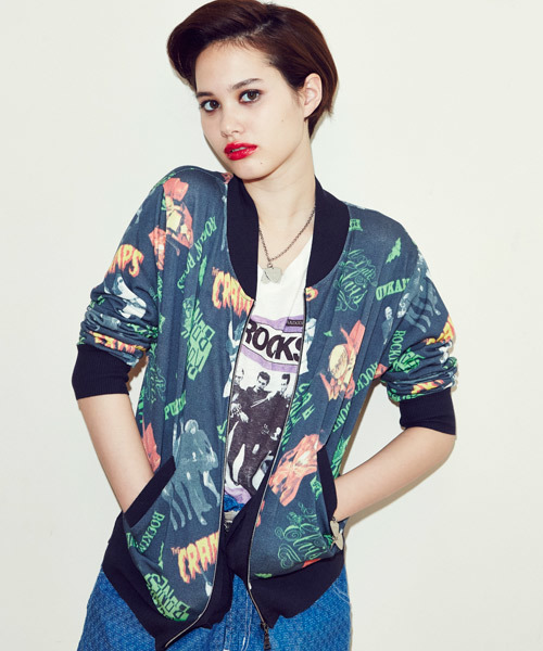 HYSTERIC GLAMOUR(ヒステリックグラマー)の「CR/SCRAP OF CRAMPS総柄 リブBZ(ブルゾン・レディース・ブルー系その他/ブラック系その他・FREE)」の1枚目の写真