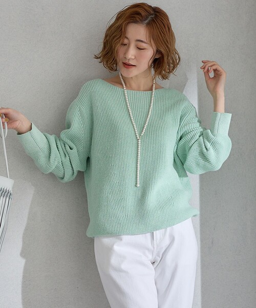 23区 L(ニジュウサンクオオキイサイズ)の「【洗える】コットンギマ ボートネック ニット(ニット/セーター・レディース・ベージュ系5/スモーキーグリーン系5/イエロー系5・46/44)」の2枚目の写真