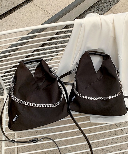 florist(フローリスト)の「【2WAY/3WAY】トライアングル×チェーンブラックハンドバッグ/ショルダーバッグ(ハンドバッグ・レディース・ブラック系2/ブラック系1・FREE)」の3枚目の写真