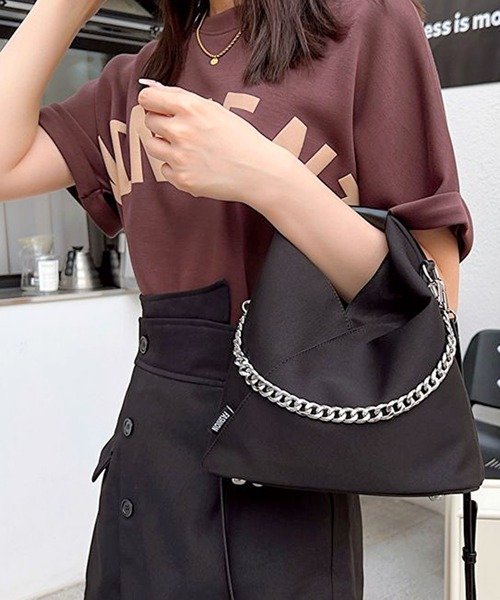 florist(フローリスト)の「【2WAY/3WAY】トライアングル×チェーンブラックハンドバッグ/ショルダーバッグ(ハンドバッグ・レディース・ブラック系2/ブラック系1・FREE)」の5枚目の写真