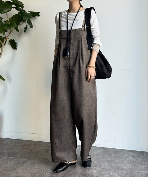 DouDou(ドゥドゥ)の「【AgAwd/アガウド】【WEB限定】 サスペンダータックパンツ(サロペット/オーバーオール・レディース・ブラウン/ブラック・FREE)」の13枚目の写真