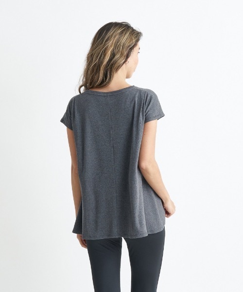 ROXY(ロキシー)の「BLESSING/ロキシー速乾UVカット付きフレンチスリーブカットソー(Tシャツ/カットソー・レディース・ヘザーグレー/ミント/グレー・LARGE/MEDIUM/SMALL)」の13枚目の写真