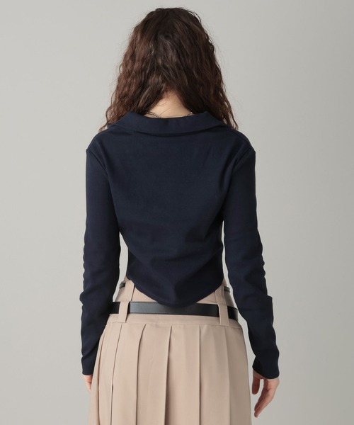 FOREVER 21(フォーエバー トゥエンティーワン)の「【2024SS】スキッパーエンブレムトップス(Tシャツ/カットソー・レディース・オフホワイト/グリーン/ネイビー・MEDIUM/SMALL)」の9枚目の写真