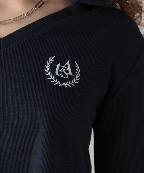 FOREVER 21(フォーエバー トゥエンティーワン)の「【2024SS】スキッパーエンブレムトップス(Tシャツ/カットソー・レディース・オフホワイト/グリーン/ネイビー・MEDIUM/SMALL)」の8枚目の写真