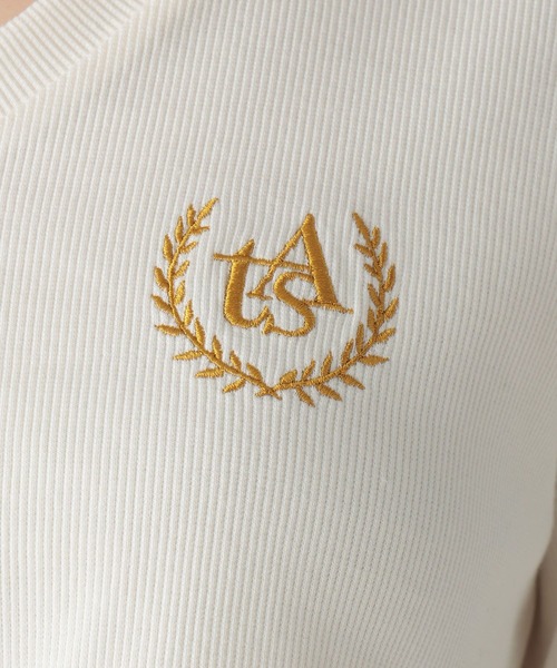 FOREVER 21(フォーエバー トゥエンティーワン)の「【2024SS】スキッパーエンブレムトップス(Tシャツ/カットソー・レディース・オフホワイト/グリーン/ネイビー・MEDIUM/SMALL)」の13枚目の写真