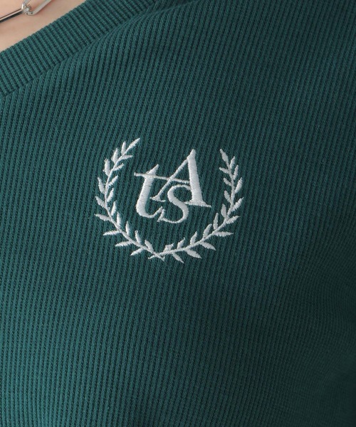 FOREVER 21(フォーエバー トゥエンティーワン)の「【2024SS】スキッパーエンブレムトップス(Tシャツ/カットソー・レディース・オフホワイト/グリーン/ネイビー・MEDIUM/SMALL)」の14枚目の写真