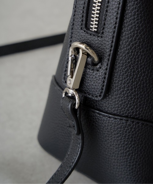 natural couture（ナチュラルクチュール）の「3WAYラインショルダー付きBAG（ショルダーバッグ・レディース・サックスブルー/グレイッシュベージュ/ブラック・FREE）」の4枚目の写真
