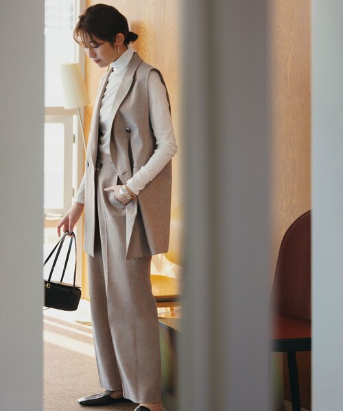 23区（ニジュウサンク）の「【セットアップ対応】リネン ミックスツイード ジレ（その他アウター・レディース・ベージュ系・38）」の4枚目の写真